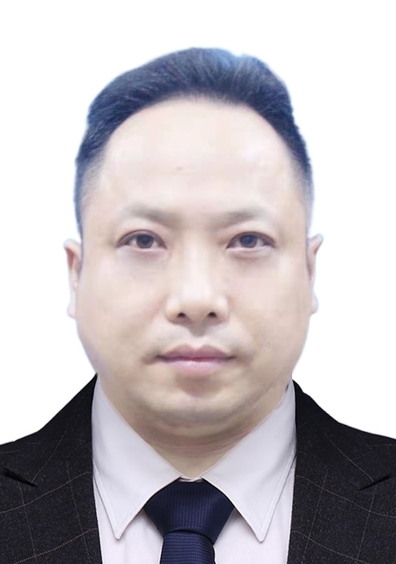 党总支书记   丁立
